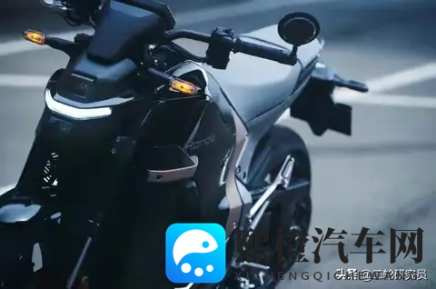 本田WN7和传统燃油摩托，谁才是未来骑行的王者？-2