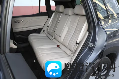 试驾埃安i60增程:1268万起,竟比20万预算的车香-2