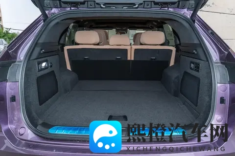 2025 款星纪元 ET：11 月购车享三重福利，中大型 SUV 选它不纠结​-2