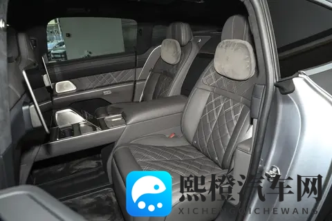 蔚来ET9适合家用吗？不只是行政车，更是全能奶爸车-2