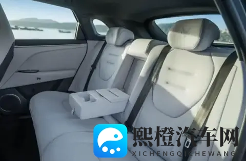 欧美寡妇性猛交XXX无码漫画:欧美寡妇激情戏码,高清无码漫画集-1