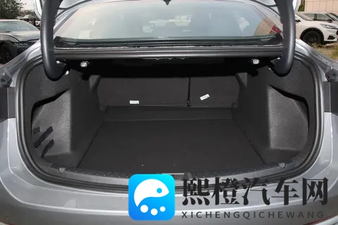 15 万内合资 B 级车有 254 马力?蒙迪欧实测够劲吗-1