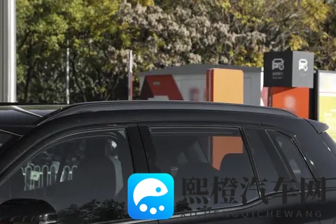 广汽埃安i60实车体验:细节之处见真章,家用新能源SUV新标杆-2