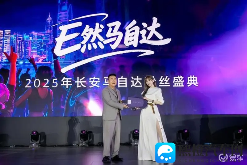 打扑克牌又疼又叫软件免费:智能驾驶软件免费,体验驾驶新境界,颠覆传统驾驶体验-1