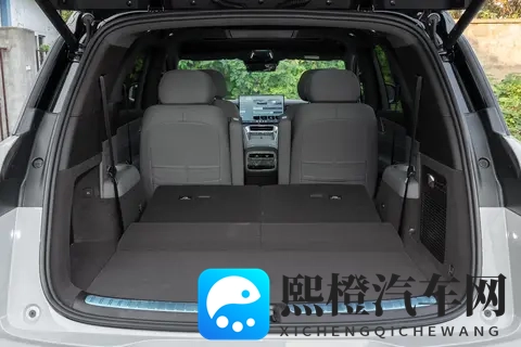 比亚迪又出狠货,腾势N8L大六座SUV,豪华又实用,值得拥有!-2