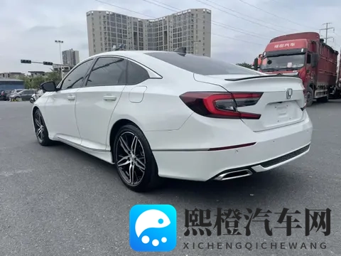 23年3月上牌雅阁,67万公里,一手准新车13万多!-1