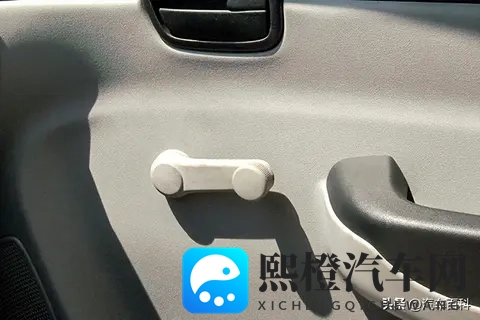 玻璃升降叫揺玻璃？踩油门控制的是进气量，为什么不叫踩气门？-3