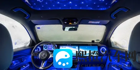奔驰 GLB EV 要来了！巨屏内饰 + 冬天续航不缩水，是不是你要的科技感-3
