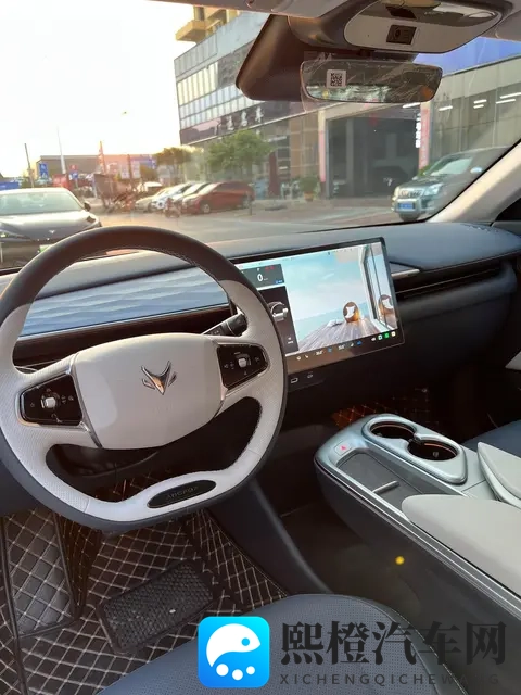 黄色软件app大全免费下载3.0版本:汽车助手新升级,车主必备神器大揭秘-3