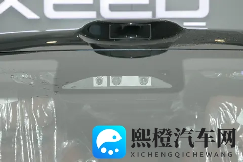 星纪元ES 2025款深度体验:1645km续航与驾驶体验的精妙平衡-2