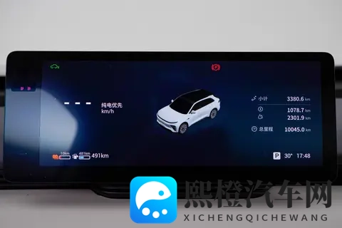 探秘2025款星纪元ET增程版 四驱至臻尊享:豪华与实用的结合-1