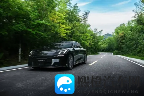 硬核配置直接拉满，领克10 EM-P稳坐杰兰路插混榜榜首-1