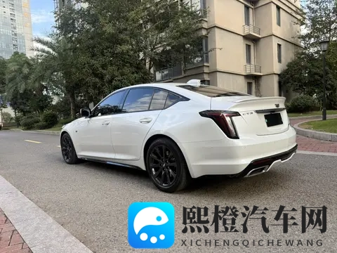 2088万拿下准新一手CT5,体验美式豪华轿跑!-1