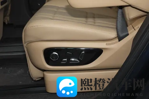 深蓝S09与蓝山,都是华为系6座SUV,家用选哪个更合适?-2