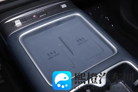 方程豹钛 7 深度体验:20 万级大五座 SUV,凭什么圈粉家庭用户?-2