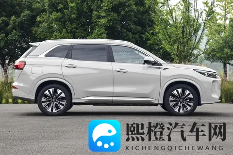 第三代蓝电 E5 PLUS预售不到12万起,四驱+大电池,全能SUV来了?-1