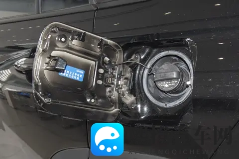 丰田锋兰达混动车型推荐,5款配置如何选?-3