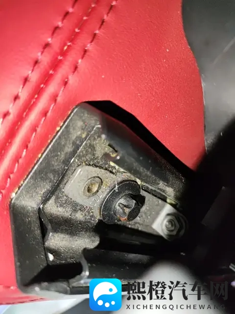 48万多拿下陆地猛虎,一手准新路虎揽胜运动版-3