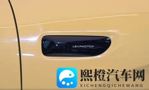 续航605公里!零跑Lafa5五款配置对比,差价8000元,推荐买Pro版-1