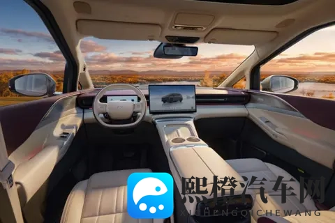 本周车圈 “神仙打架”:12 款新车扎堆发布,这 3 类人群看完直接冲-1