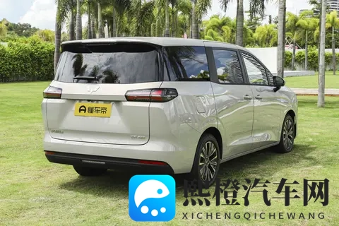 全新五菱星光730PHEV，家用7座MPV，实力如何？-3