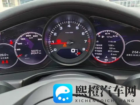 74万拿下保时捷Panamera，29T+8AT，体验速度与激情-1