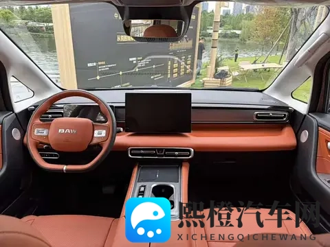 北汽锐胜M8将于11月5日预售!四种动力类型_中大型MPV-2