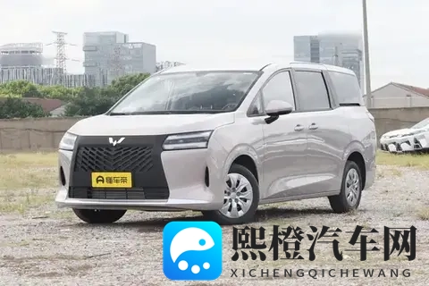 家用MPV新标杆!轴距2910mm,侧滑门+七座布局,五菱星光730-2