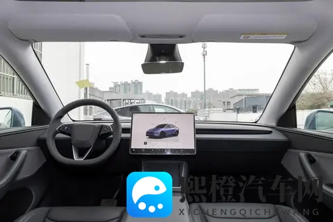 特斯拉 Model Y 长续航后驱版上市 821km 续航 + 三元锂直击续航焦虑-3