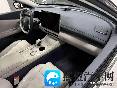 日产天籁19万起配鸿蒙座舱!B级车价格战要疯?-2