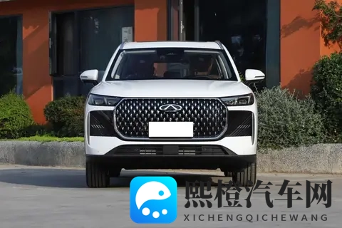 新款瑞虎8来袭，999万起，对比老款，究竟升级了哪些东西？-3