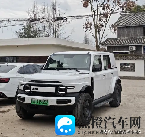 新能源车险贵得离谱，维修费吓退车主，保险公司也扛不住-2