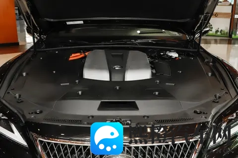 售价高达百万,选雷克萨斯 LS应该怎么选?-1