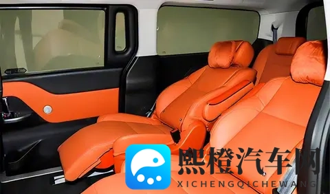 丝袜老师踩我的 出精贴吧文章:丝袜教师意外事件,引发网友热议-3