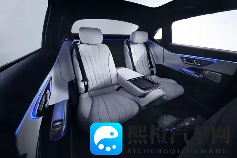 2026款奔驰E 260 L：谁才是闭眼入之选？-3