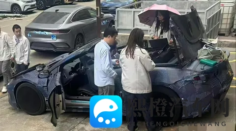 中国人的敞篷车终于来了 从腾势Z看国产车敢不敢跟世界比一比-1