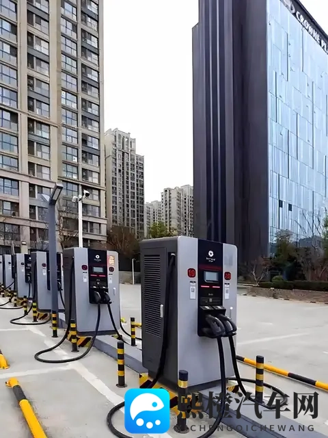 济南明确新能源汽车收费规范:充电服务费与电费外不得加收停车费-2