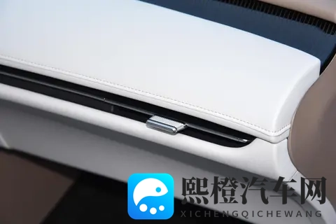 德日B级车争霸 一汽-大众迈腾对比雅阁-1