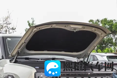 捷途发力！推出15万级硬派越野，方盒子造型+三电机四驱，够卷？-1