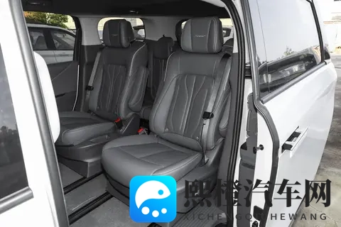 2026款别克GL8陆尊选购指南：哪款更适合你？-2