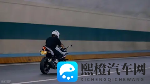 摩托车上高速,12省市政策突变!-3