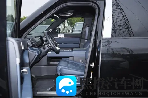 科技赋能的全能座驾:方程豹钛7 190KM四驱Ultra版深度体验!-1