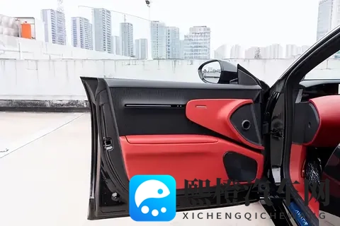 搭载华为四激光雷达与大电池，智能与体验同步提升，这车咋样-2