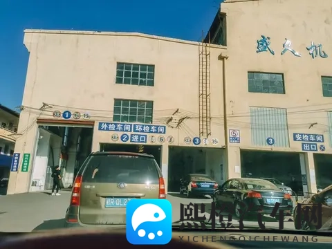 陈丽佳专辑《灯》全图:陈丽佳《灯》专辑,完整视觉呈现-2