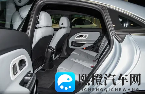 a天堂8：科技豪华新势力，这款新车让人惊艳-2