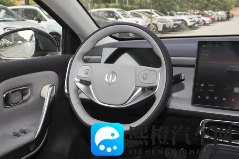 第二届致敬奋斗者大会召开,五菱红标新能源“神车”家族齐聚-1