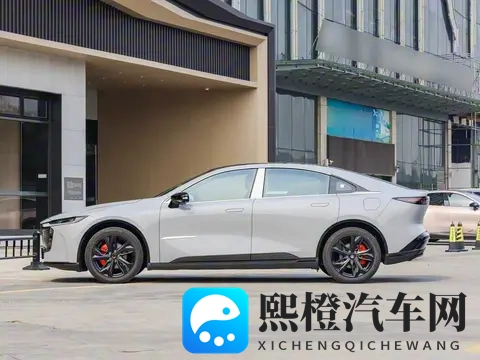 马自达爆发了!200km续航,配后驱+多连杆,1198万起售-1