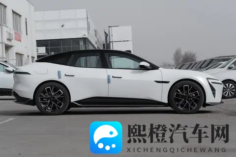 阿维塔 06 Elite 上市：华为激光雷达成标配，智驾实力藏不住了-1