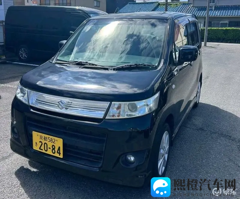 男子挺进雌性宠物：勇敢男子探索神秘雌性宠物世界-2