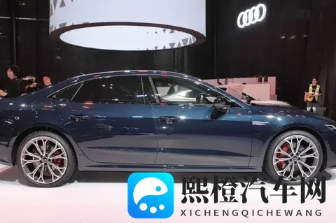 奥迪终于“妥协了”！暴跌24万，长超5米3+quattro四驱-2